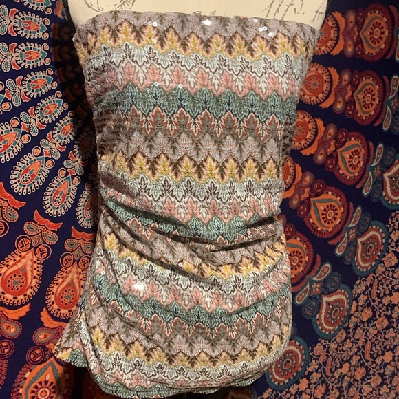 ❤️ NWOT Express Strapless Sequin Top Medium - Picture 6 of 6